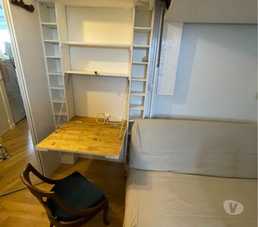 Appartement meublé Hauts-de-Seine Montrouge - 92120 - Photos Vivastreet studio meublé 18m² lit électrique au plafond