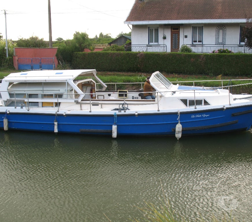 Bateaux à moteur Saône-et-Loire Digoin - 71160 - Photos Vivastreet Bateau Fluvial Polyester