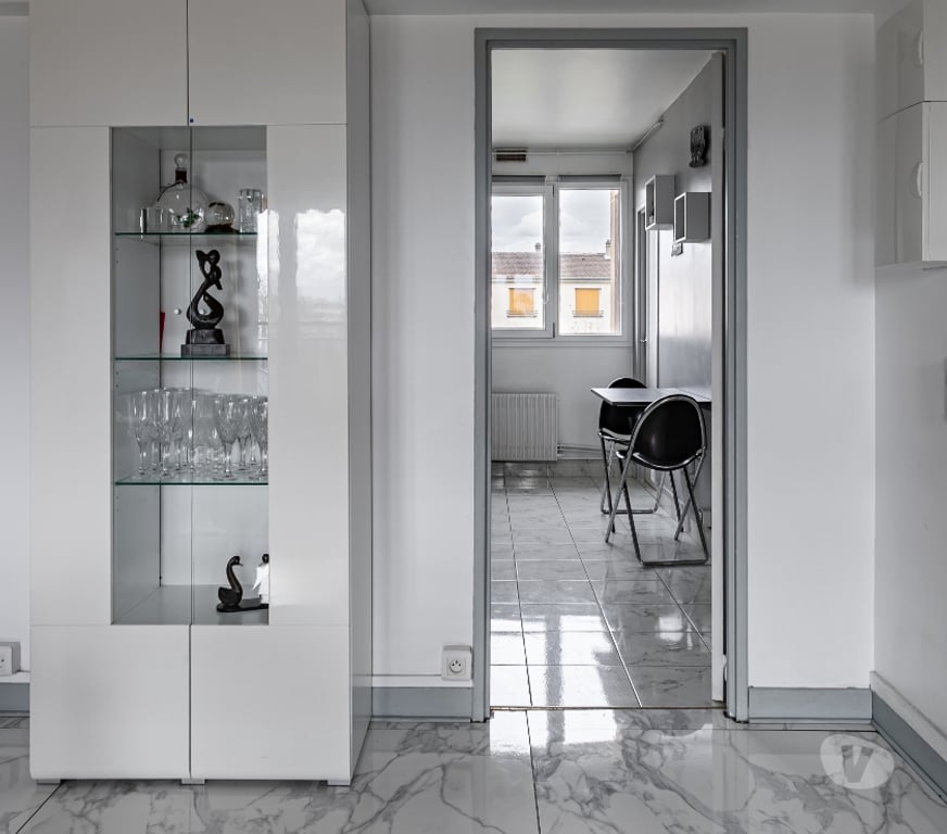 Colocations Seine-Saint-Denis Neuilly sur Marne - 93330 - Photos Vivastreet Sous location chambre moderne dans appartement proche Paris