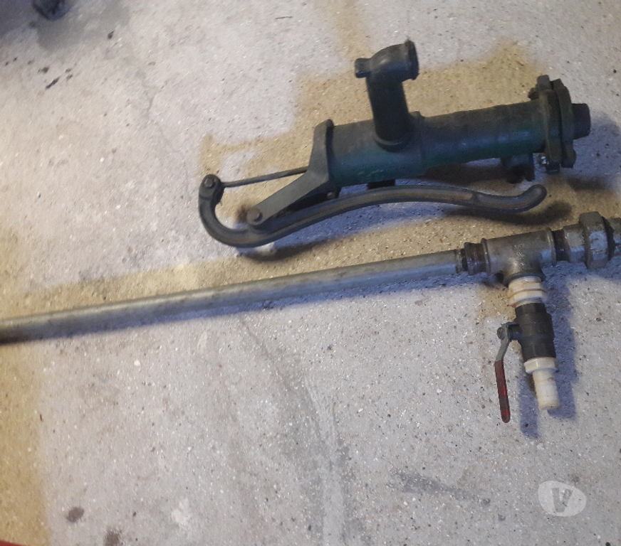  Oise Grandfresnoy - 60680 - Photos Vivastreet pompe de jardin fonte