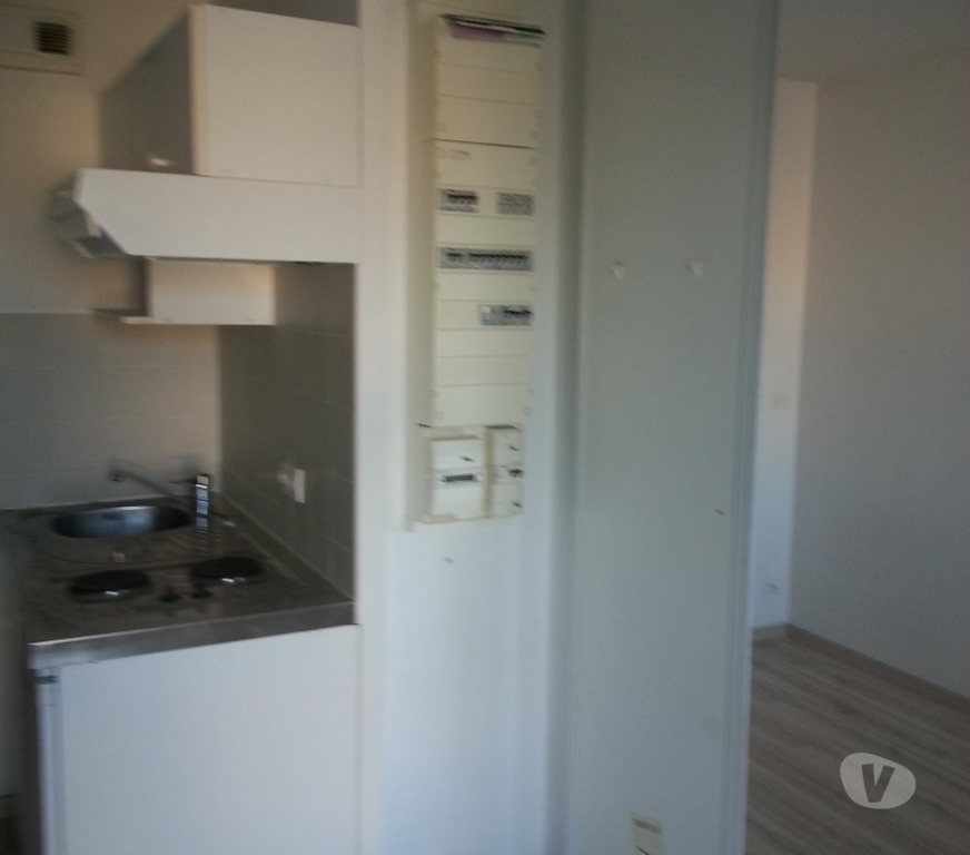 Location appartement Eure Evreux - 27000 - Photos Vivastreet F1 avec parking Evreux ST Michel
