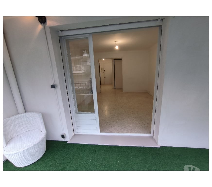 Location appartement Alpes-Maritimes Cannes - 06400 - Photos Vivastreet T1 31 m2 terrasse parking cave