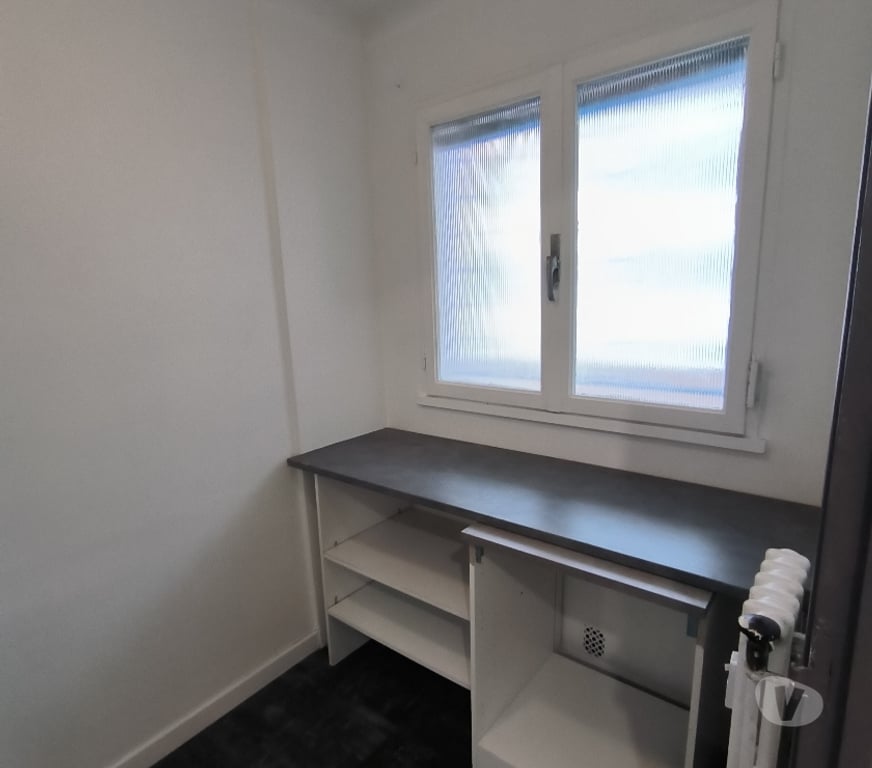 Location appartement Alpes-Maritimes Cannes - 06400 - Photos Vivastreet T1 31 m2 terrasse parking cave