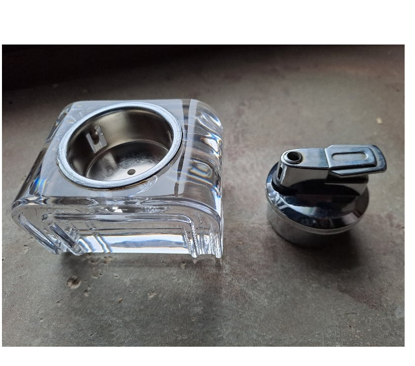 Collection Seine-et-Marne Montceaux les Provins - 77151 - Photos Vivastreet cristal briquet