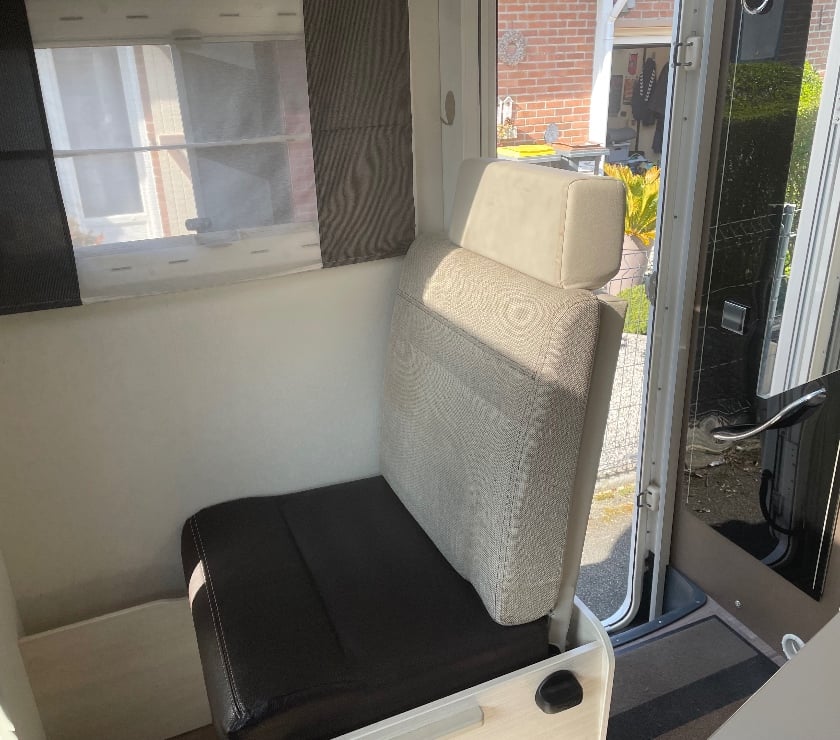 Camping car occasion Nord Quesnoy sur Deule - 59890 - Photos Vivastreet camping-car Chausson Profilé Welcome 768