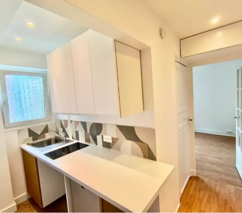 Appartement a louer Paris 18ème ardt Paris - Photos Vivastreet Appartement - 23m² - Paris 18ème (Lamarck Damrémont)