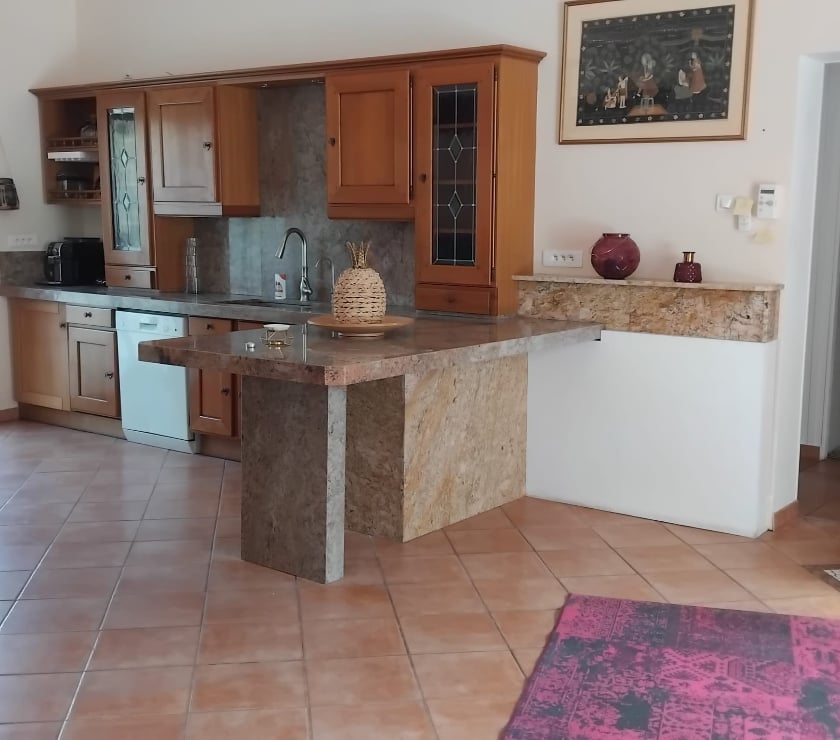 Vente Maison Var Plan d'Aups Ste Baume - 83640 - Photos Vivastreet Grande maison avec studio et piscine