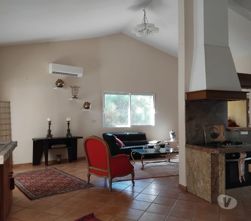 Vente Maison Var Plan d'Aups Ste Baume - 83640 - Photos Vivastreet Grande maison avec studio et piscine