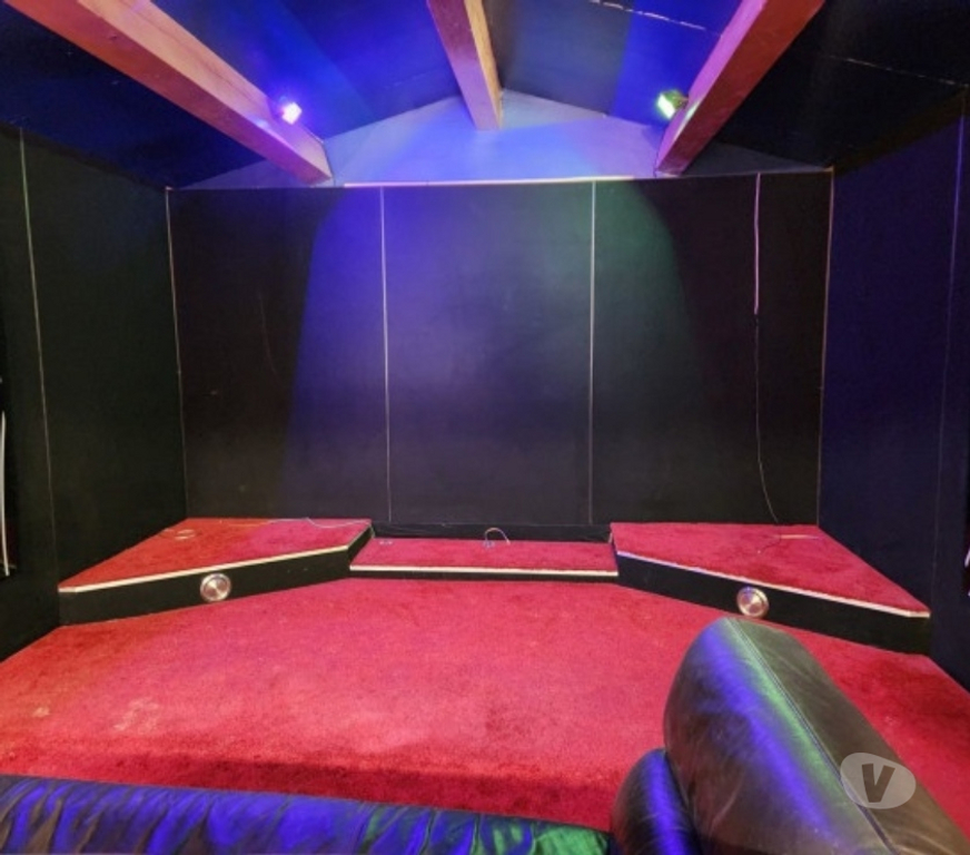 Vente Maison Var Plan d'Aups Ste Baume - 83640 - Photos Vivastreet Grande maison avec studio et piscine