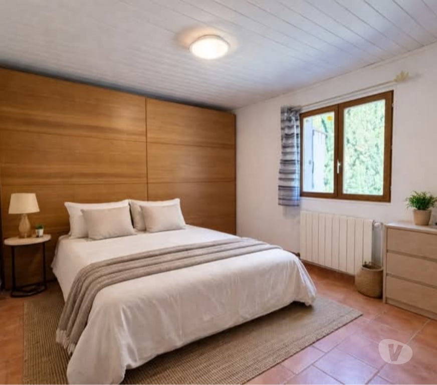 Vente Maison Var Plan d'Aups Ste Baume - 83640 - Photos Vivastreet Grande maison avec studio et piscine