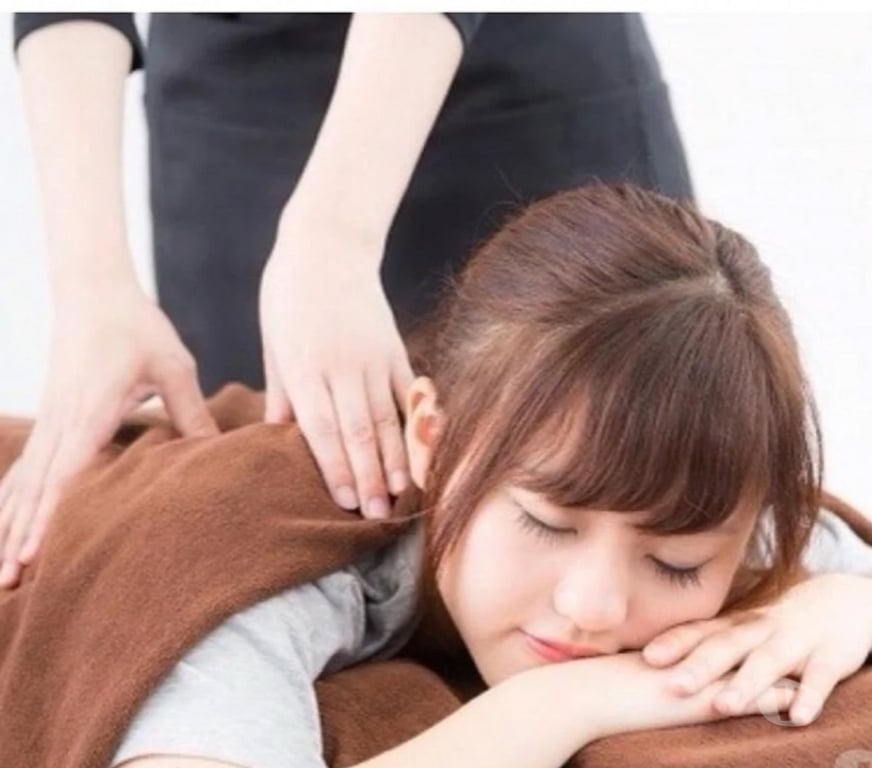 Massages Hauts-de-Seine Courbevoie - 92400 - Photos Vivastreet 92400 salon de massage chinois prix raisonnable