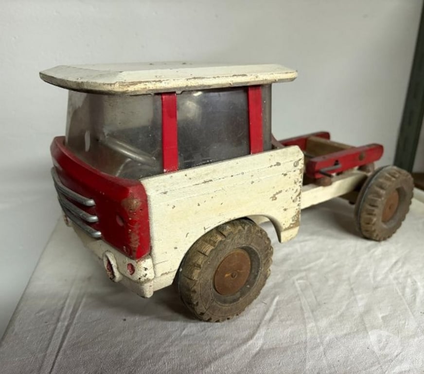 Jeux - Jouets Loire Firminy - 42700 - Photos Vivastreet Ancien jouets DEJOU camion