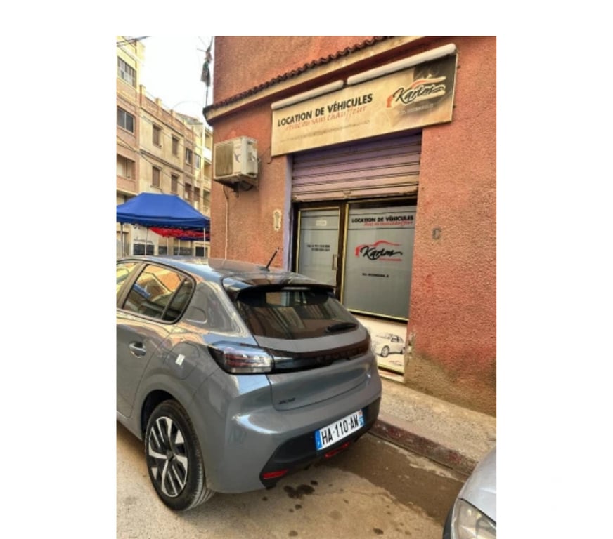 Voiture d'occasion Val-de-Marne Fresnes - 94260 - Photos Vivastreet Location Peugeot 208 2025 toute neuve gris nardo