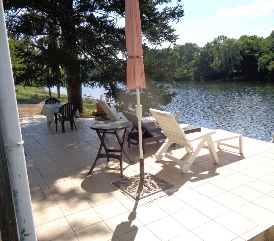 Vente Maison Dordogne Bergerac - 24100 - Photos Vivastreet PEPITE BORD RIVIERE DORDOGNE ET CANAL NON INNONDABLE