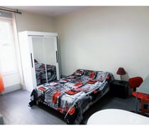 Studios proches Thermes