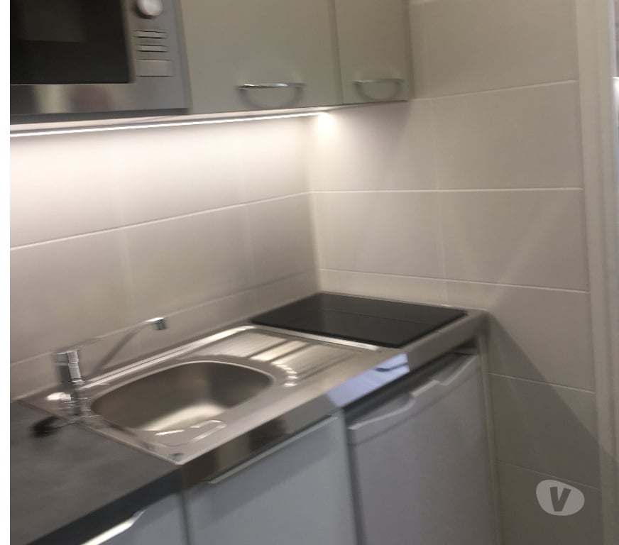 Location appartement Allier Vichy - 03200 - Photos Vivastreet Très beau studio, Proche Parc des sources Fer à cheval