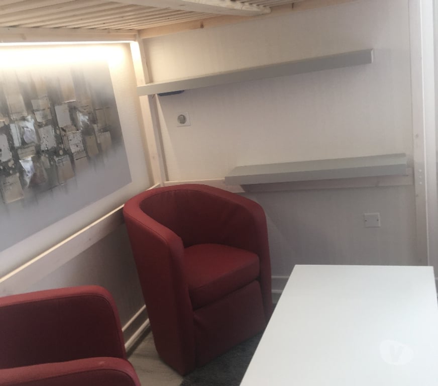 Location appartement Allier Vichy - 03200 - Photos Vivastreet Très beau studio, Proche Parc des sources Fer à cheval