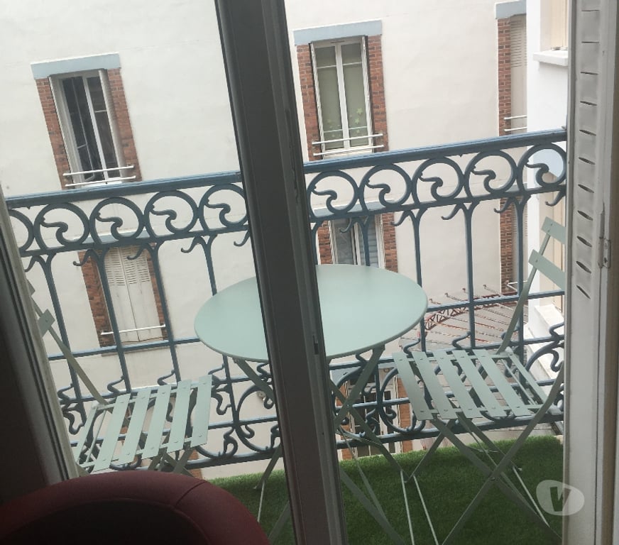 Location appartement Allier Vichy - 03200 - Photos Vivastreet Très beau studio, Proche Parc des sources Fer à cheval