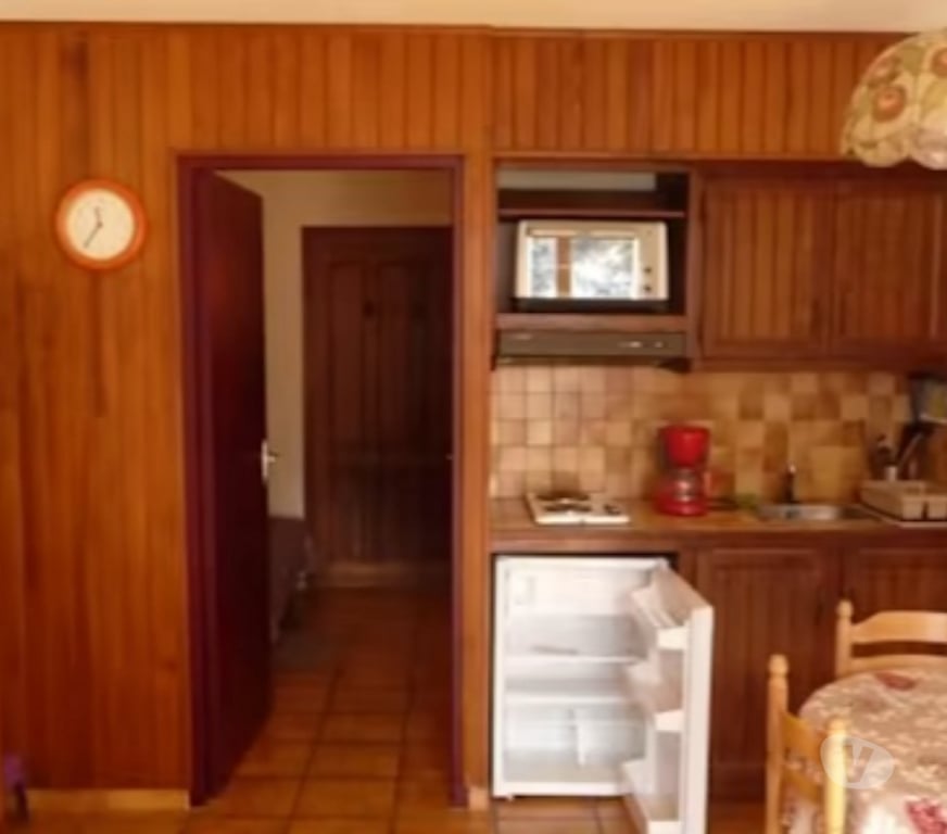 Appartements à vendre Pyrénées-Orientales Prats de Mollo la Preste - Photos Vivastreet Studio meublé en montagne vue splendide plein sud