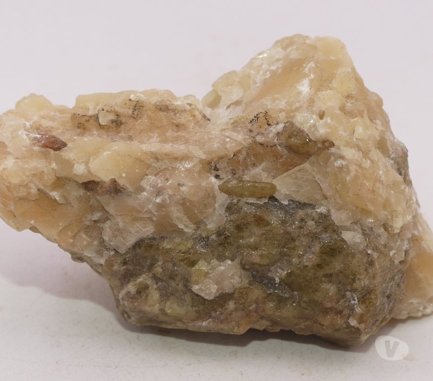 Collection Meurthe-et-Moselle Bertrichamps - 54120 - Photos Vivastreet Apatite vert jaune Minas Gerais Brésil 199 x 58 x 39 mm