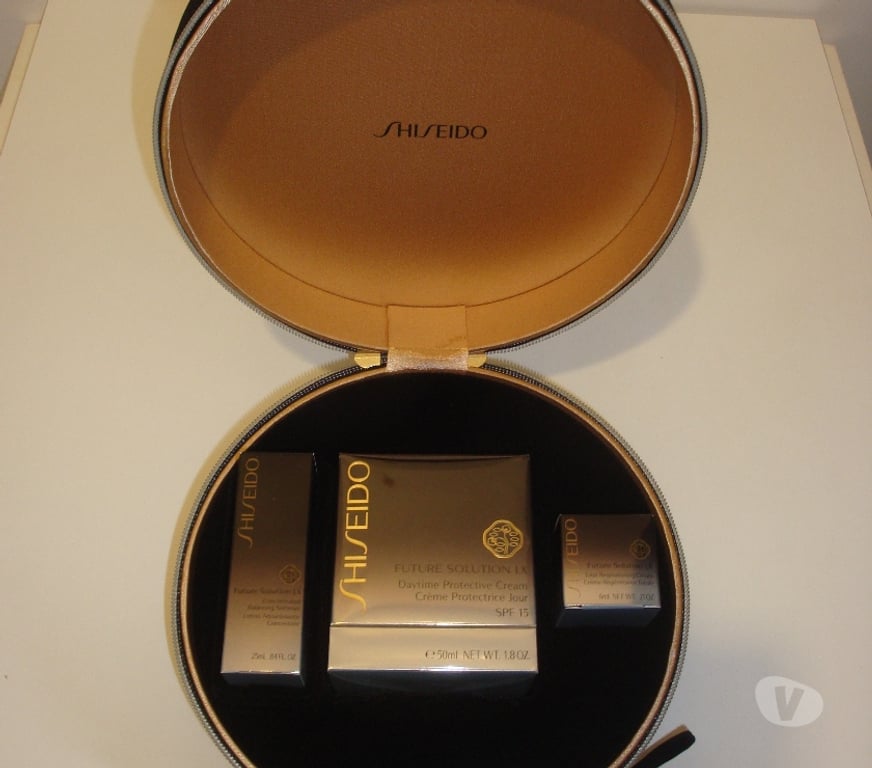 Beauté - Santé Hauts-de-Seine Issy les Moulineaux - 92130 - Photos Vivastreet Coffret soin visage femme SHISEIDO Future Solution LX