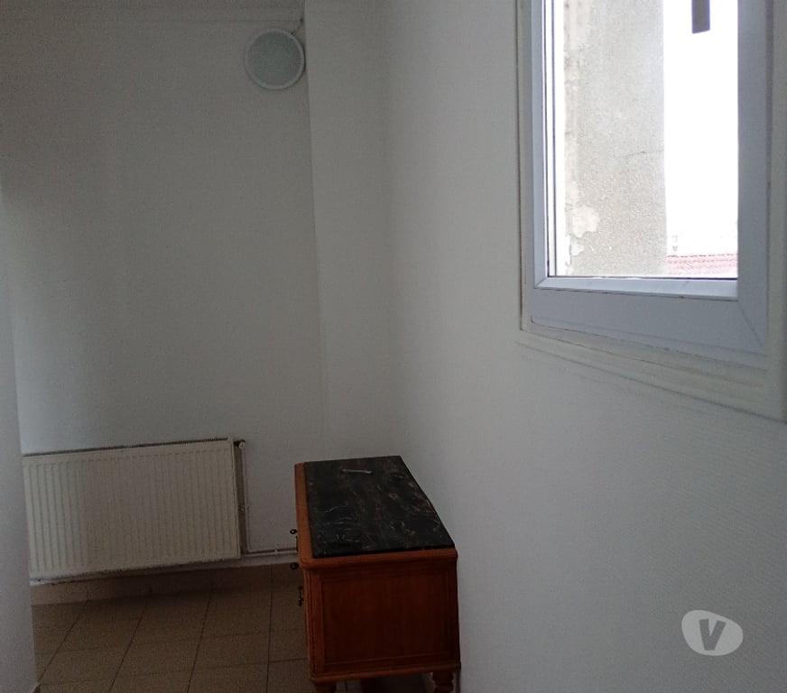 Appartement meublé Seine-Saint-Denis Montreuil - 93100 - Photos Vivastreet Location meublée