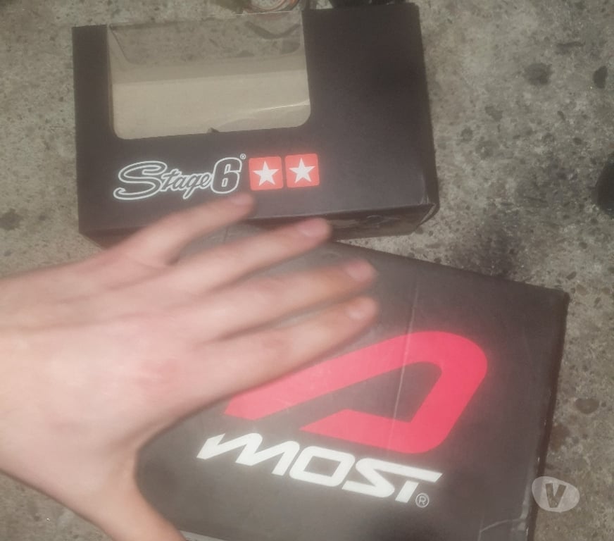 Pièces et services moto Haut-Rhin Colmar - 68000 - Photos Vivastreet lot de pieces booster