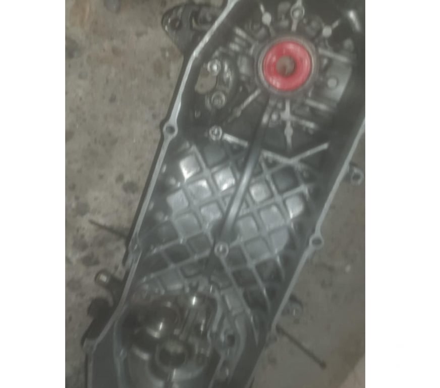 Pièces et services moto Haut-Rhin Colmar - 68000 - Photos Vivastreet lot de pieces booster