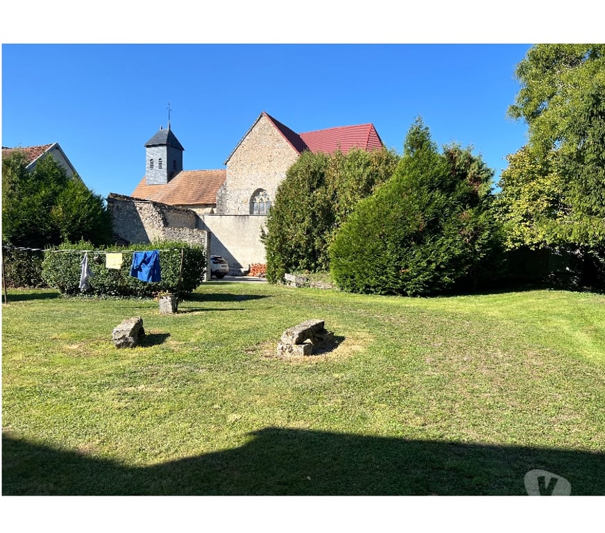 Vente Maison Marne Reuves - 51120 - Photos Vivastreet Corps de ferme 290 m² sur parc clos de 4 600 m²