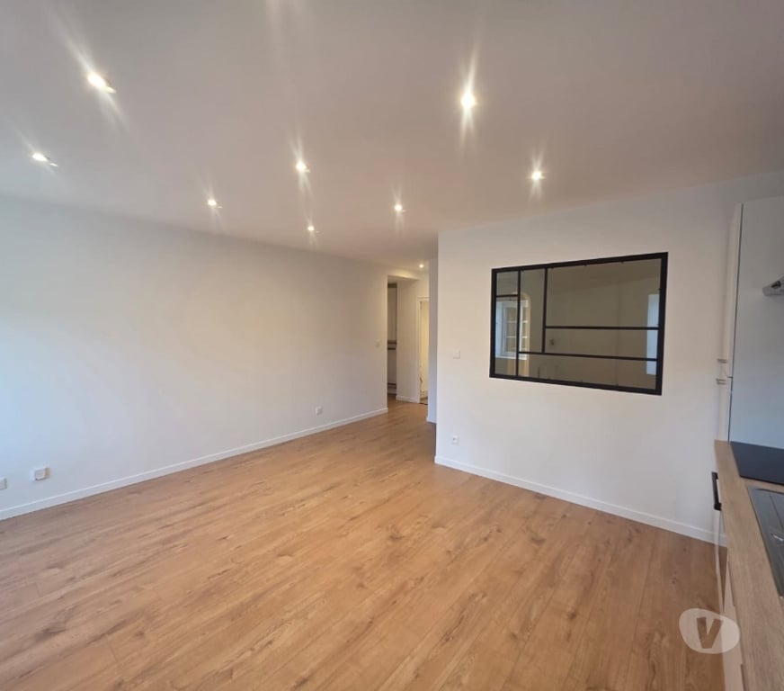 Appartements à vendre Rhône Sain Bel - 69210 - Photos Vivastreet T2 rénové 38 m² – DPE C – idéal 1er achat