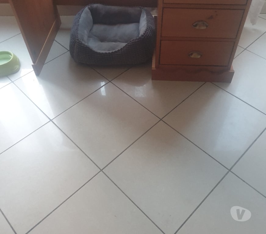 Ameublement & art de la table Val-d'Oise Cergy - Photos Vivastreet Vend commode et burreaux