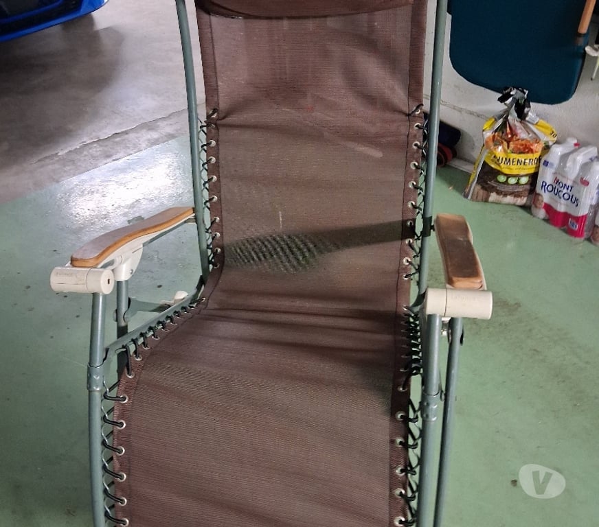 Equipements - Services Isère Sassenage - 38360 - Photos Vivastreet RELAX LAFUMA MARRON