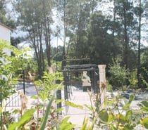 Propríété avec sa roseraie