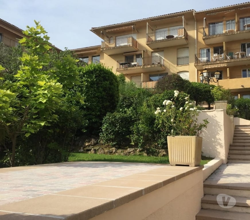 location saisonniere Var St Tropez - 83990 - Photos Vivastreet STUDIO 4 PERSONNES SAINT TROPEZ RESIDENCE EDEN PARC