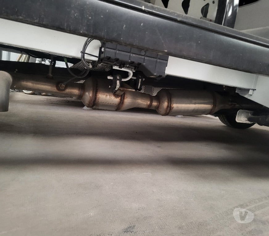 Véhicules commerciaux & utilitaires d'occasion Aube Troyes - 10000 - Photos Vivastreet NISSAN NV400 BENNE