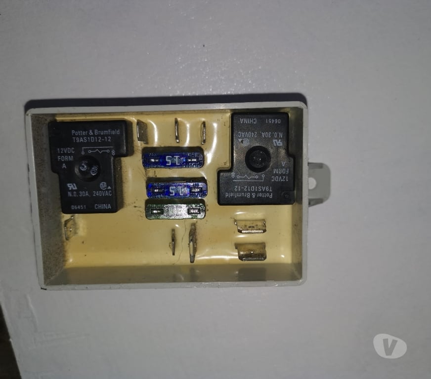 Equipements - Services Gironde Arcachon - 33120 - Photos Vivastreet convertisseur de tension