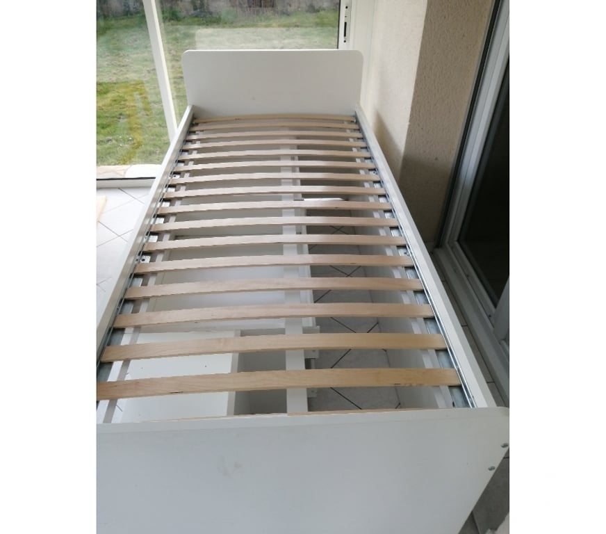 Ameublement & art de la table Maine-et-Loire Cholet - 49300 - Photos Vivastreet Vend 1 Lit ikea 1 personne