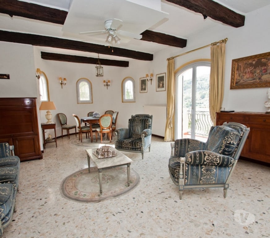 Vente Maison Alpes-Maritimes Grasse - 06130 - Photos Vivastreet Maison d'architecte avec piscine et parc paysagé