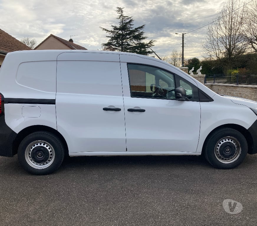 Véhicules commerciaux & utilitaires d'occasion Côte-d'Or Seurre - 21250 - Photos Vivastreet Renault KANGOO III