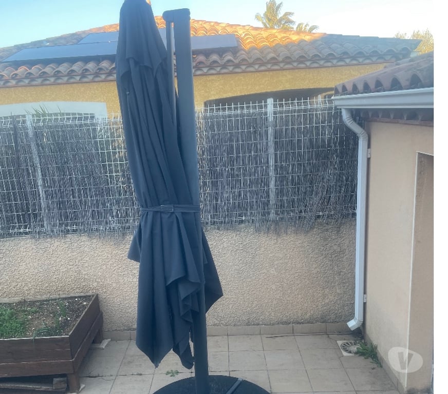  Hérault Beziers - 34500 - Photos Vivastreet Parasol tempête déporté inclinable
