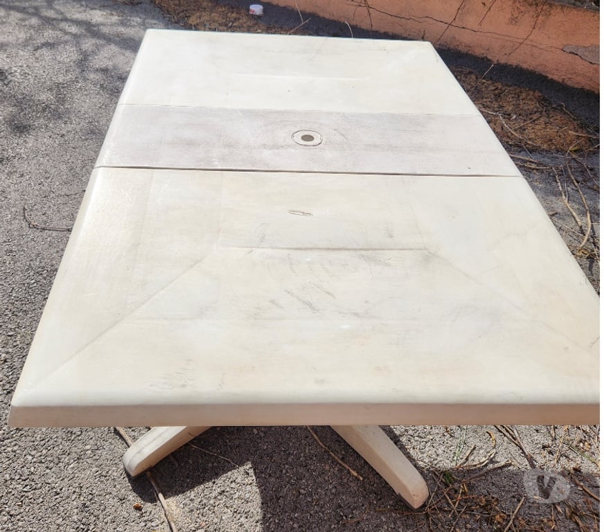 Ameublement & art de la table Bouches-du-Rhône Marseille - Photos Vivastreet Table extérieur blanche