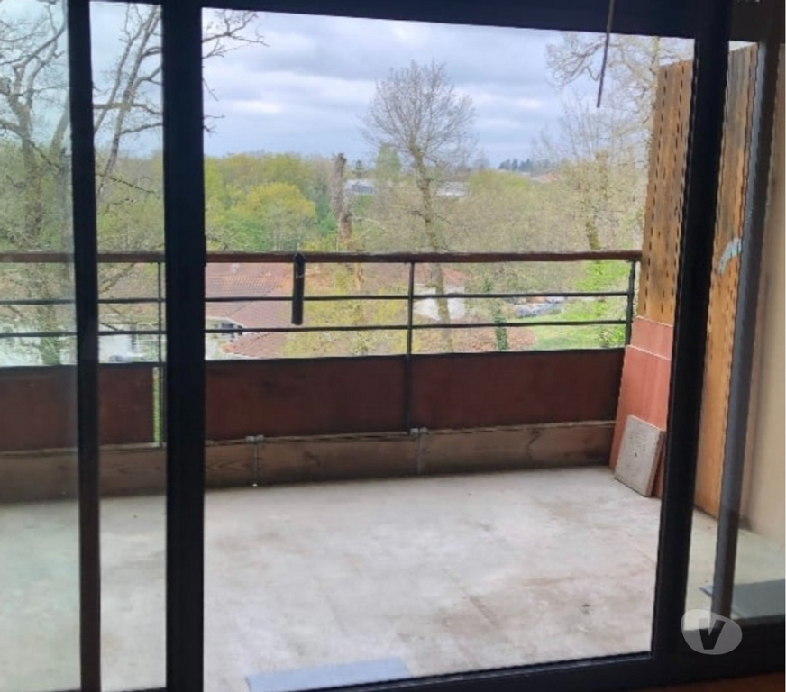 Location appartement Haute-Garonne Rouffiac Tolosan - 31180 - Photos Vivastreet Appartement T3 à louer avec parking au 1er étage