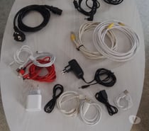 Divers câble USB,VGA,bloc prise pc, câble internet