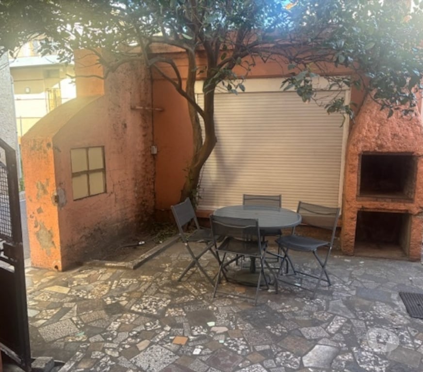 bureaux locaux Pyrénées-Orientales Le Soler - 66270 - Photos Vivastreet Beau local commercial ou bureaux