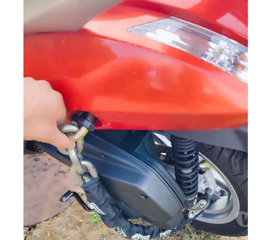 Scooter occasion Sarthe Le Breil sur Merize - 72370 - Photos Vivastreet 125 Peugeot Geopolis