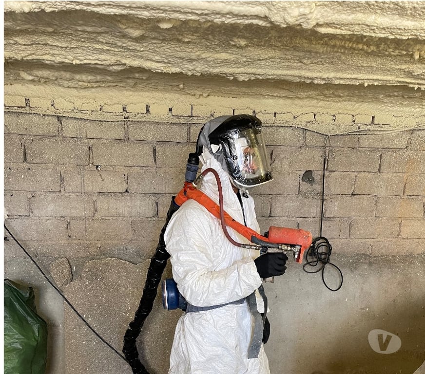 Artisans & dépannages Loiret Orleans - Photos Vivastreet Isolation Polyuréthane Projeté