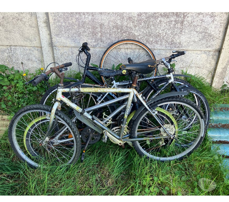 Matériel de sport Loire-Atlantique Nantes - Photos Vivastreet Lot de VTT pour l'export.