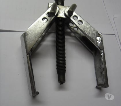 Bricolage - Jardin - Outillage Borey Haute-Saône - Photos Vivastreet EXTRACTEUR CLE A BOUGIE