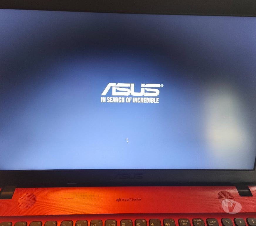 Informatique Val-d'Oise Cergy - Photos Vivastreet Ordinateur portable ASUS d'occasion