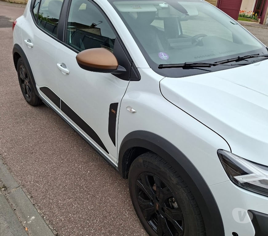 Voiture d'occasion Eure Aubevoye - 27940 - Photos Vivastreet Sandéro Stepway Extreme + ECO-G100